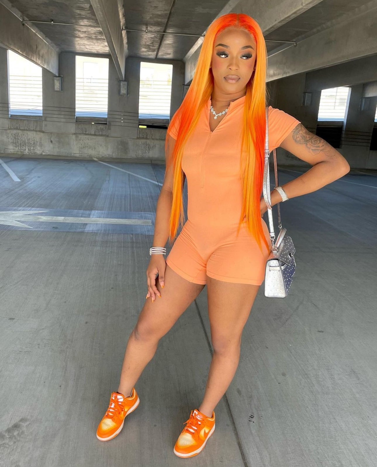613 13x4 Frontal Wigs (180% Density)