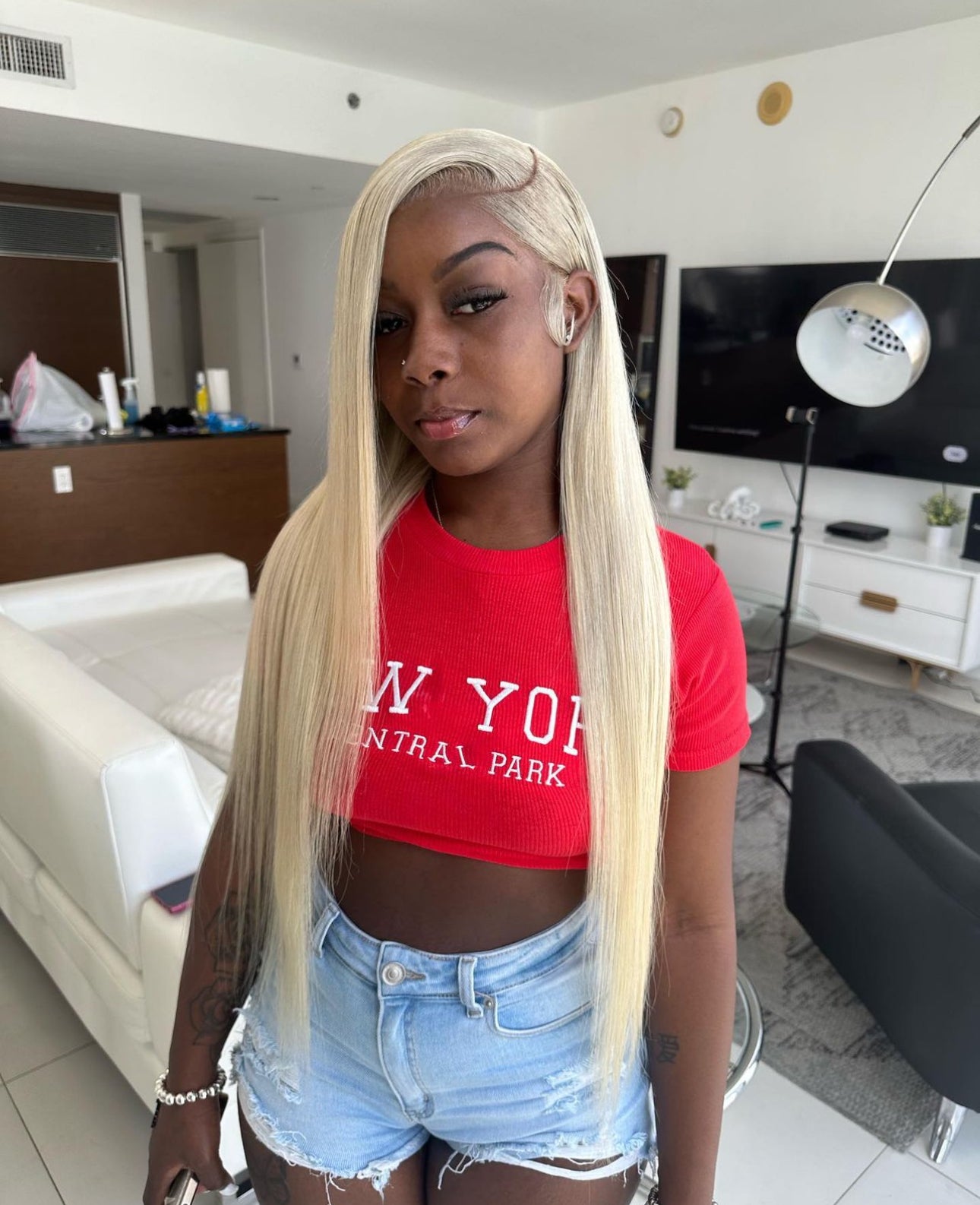 613 13x4 Frontal Wigs (180% Density)