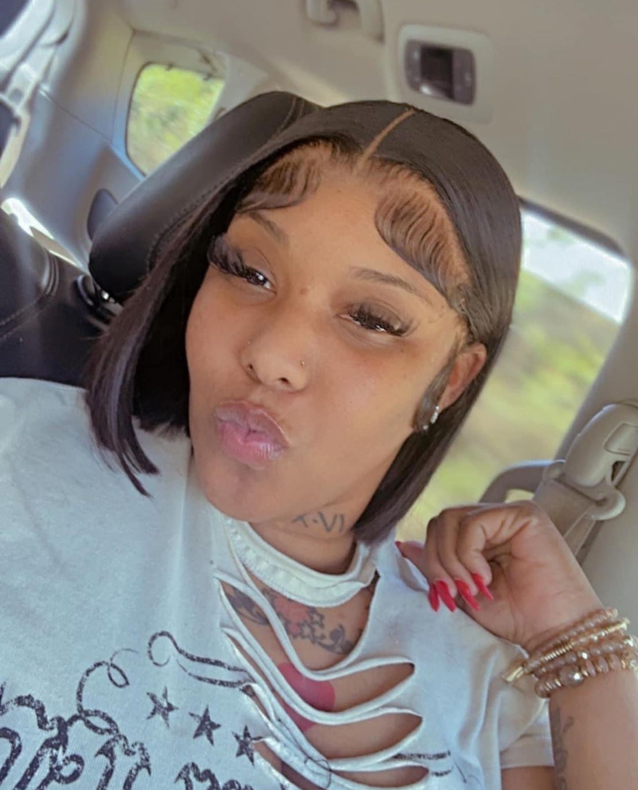 Transparent 13x4 Bob Wigs