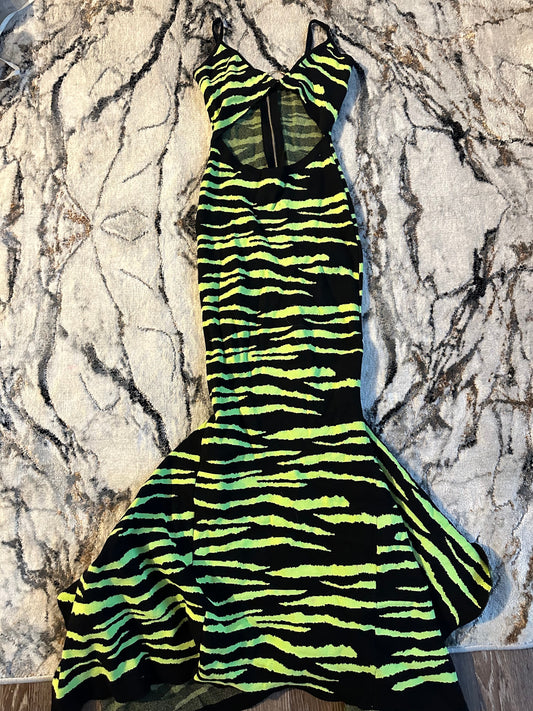 Green Zebra Gown M